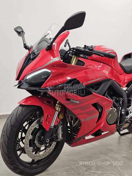 QJMOTOR SRK 800 RR