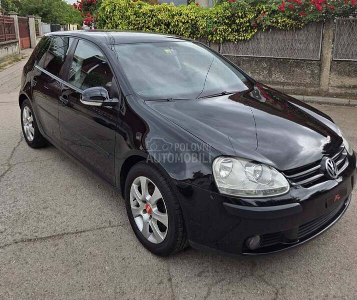 Volkswagen Golf 5 1.6 FSI