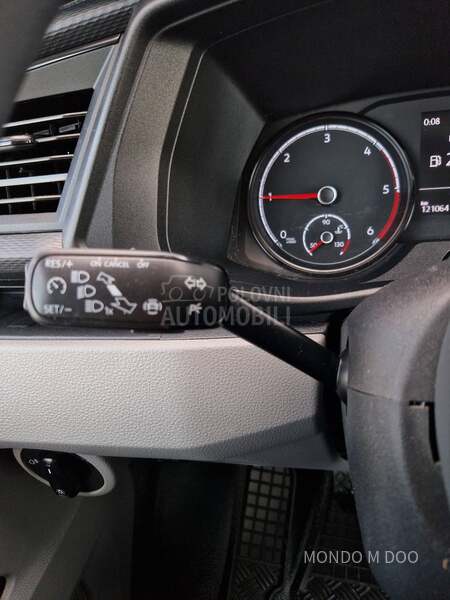 Volkswagen Transporter T6 2.0 TDI L2H1