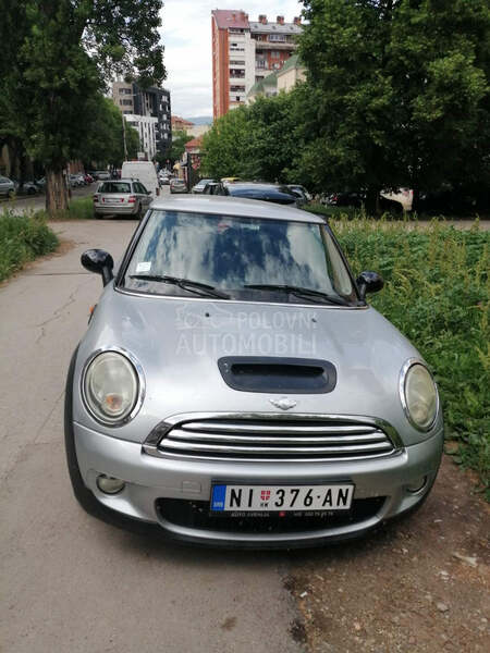 MINI One 
