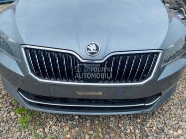 maska za Škoda Superb