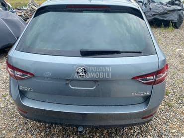 gepek vrata za Škoda Superb