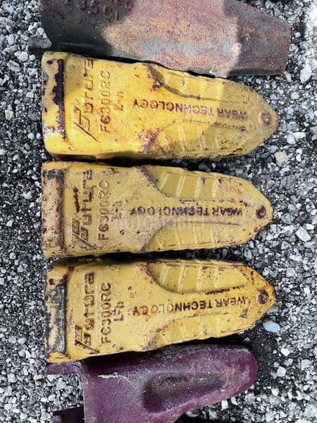 LIEBHERR zubi za kasike