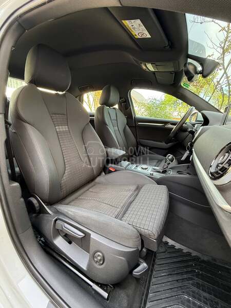 Audi A3 LED S-TRONIC CH