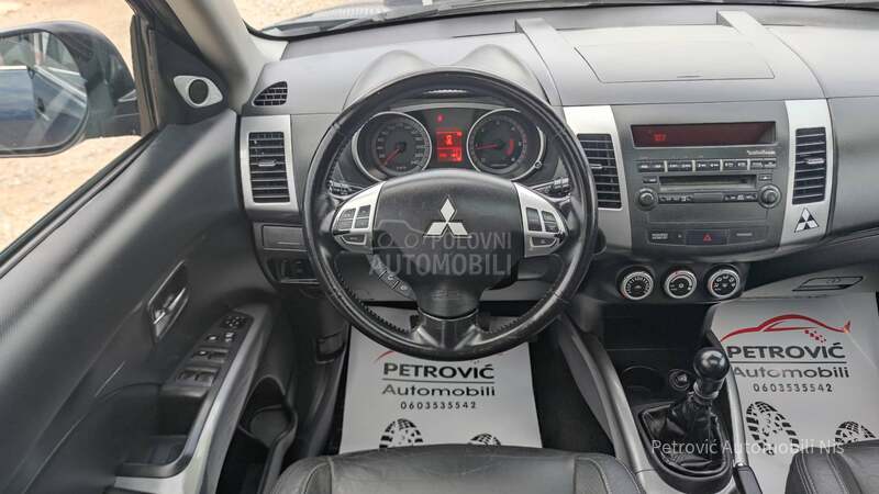Mitsubishi Outlander 2.0Did/INTENSE/F.U.L