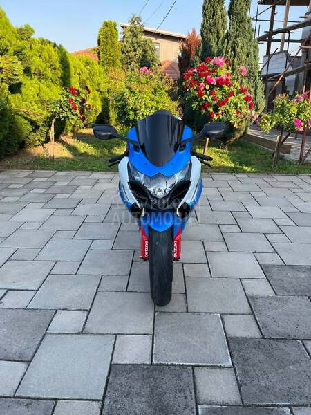 Suzuki k9 1000