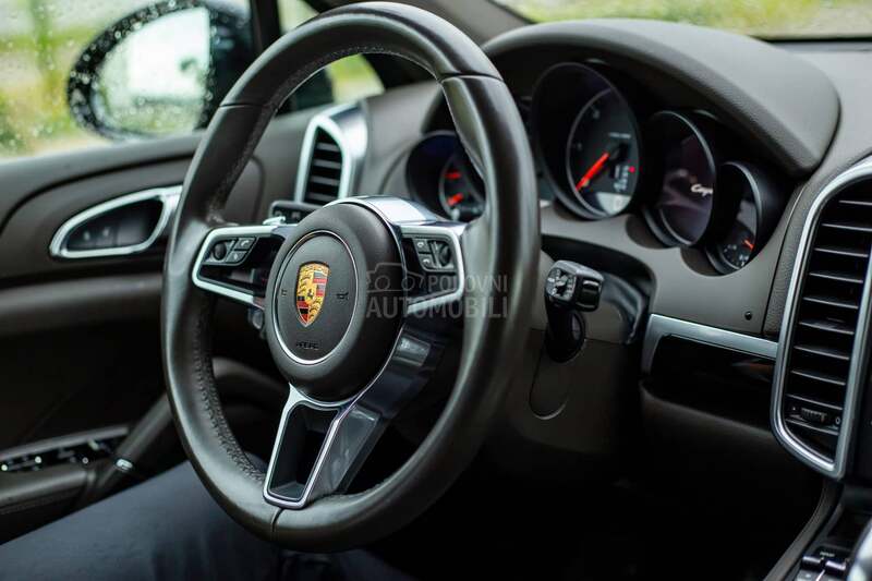 Porsche Cayenne 3.0D Platinum