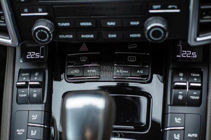 Porsche Cayenne 3.0D Platinum