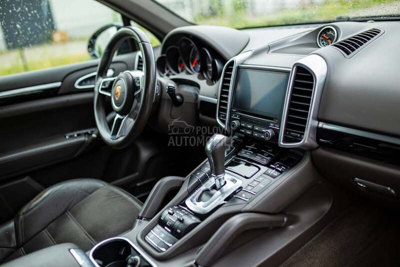 Porsche Cayenne 3.0D Platinum