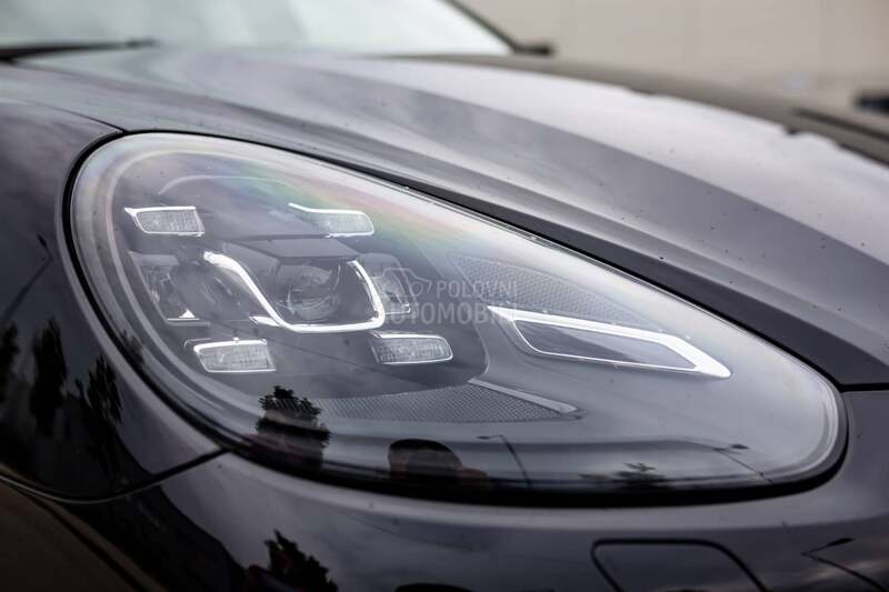 Porsche Cayenne 3.0D Platinum