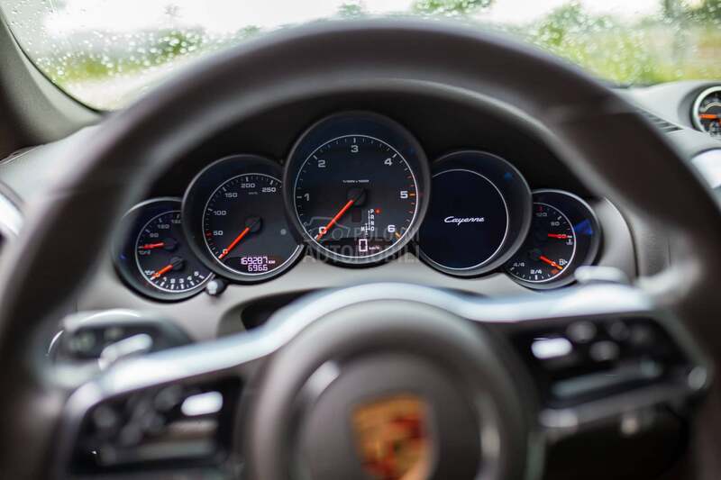 Porsche Cayenne 3.0D Platinum