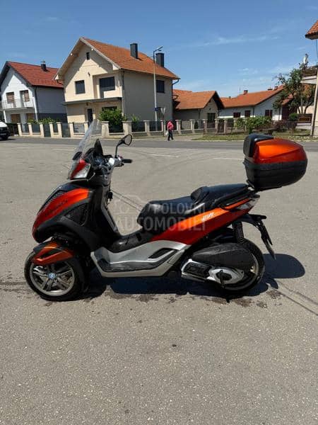 Piaggio Yourban MP3 300 2012
