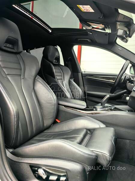 BMW M550 xi/360/ACC/20/HeadUp