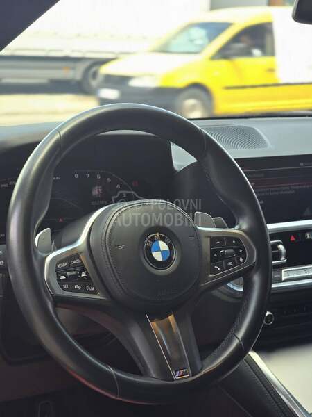 BMW M440i M4