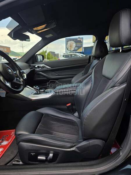 BMW M440i M4