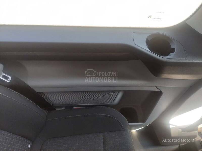 Ford Transit Custom Dupla kabina u vanu