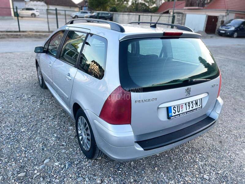 Peugeot 307 1.6B family