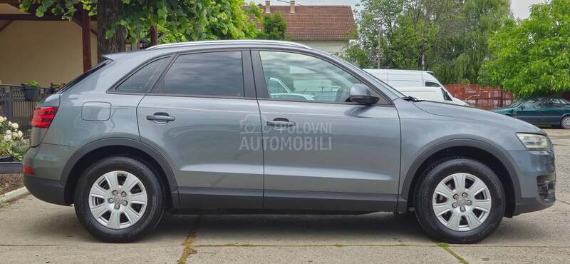 Audi Q3 2.0TDI/LED/XENON