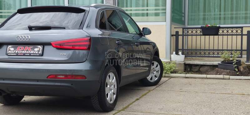 Audi Q3 2.0TDI/LED/XENON