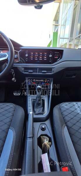 Volkswagen Taigo R-LINE 1.0 TSI DSG