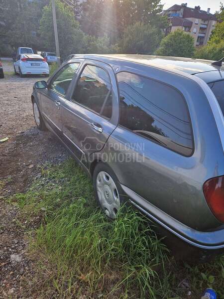 Lancia Lybra 1.9 JTD
