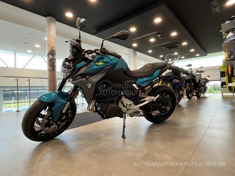 BMW F 900 R AKCIJSKI