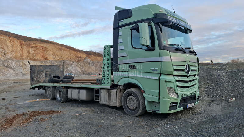 Mercedes Benz 2542