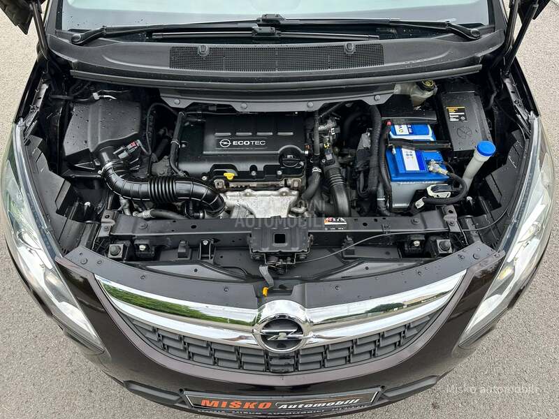 Opel Zafira 1.4 T Pano Kam Led