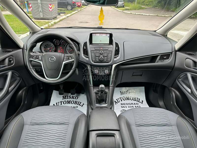 Opel Zafira 1.4 T Pano Kam Led
