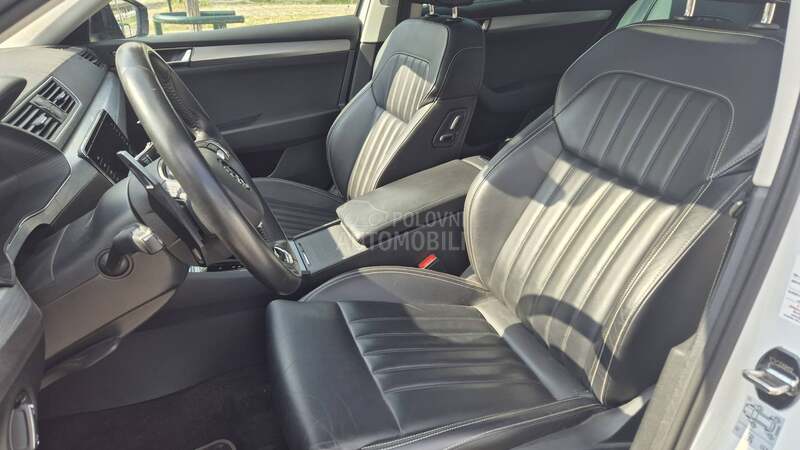 Škoda Superb AMB