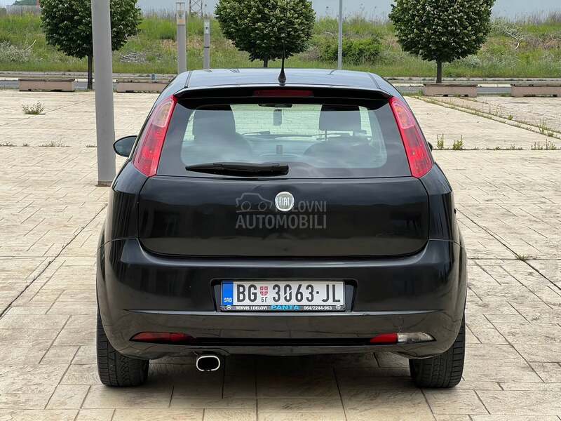 Fiat Grande Punto 1.9jtdm-FABRIKA