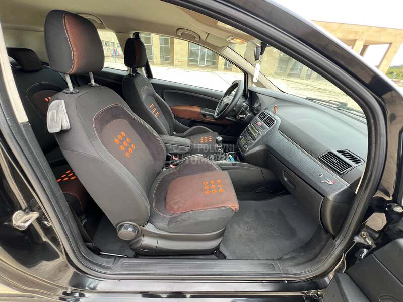 Fiat Grande Punto 1.9jtdm-FABRIKA