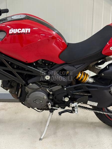 Ducati Monster 1100S fixx