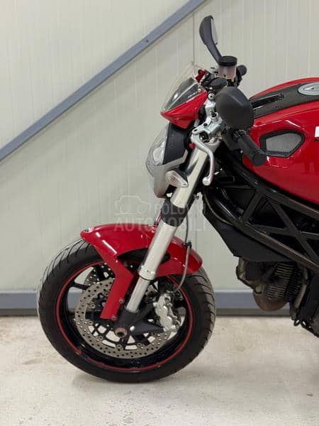 Ducati Monster 1100S fixx