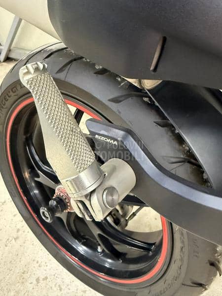 Ducati Monster 1100S fixx