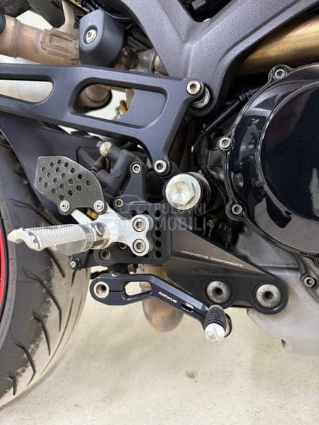 Ducati Monster 1100S fixx