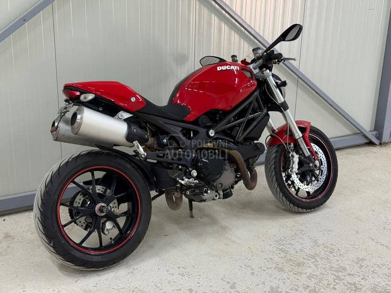 Ducati Monster 1100S fixx