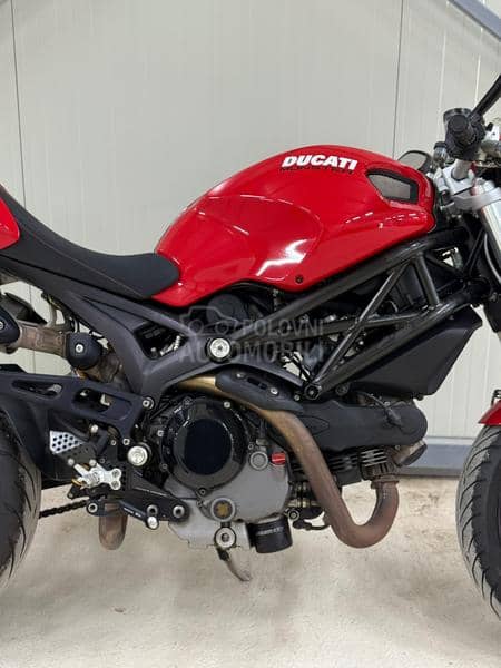 Ducati Monster 1100S fixx