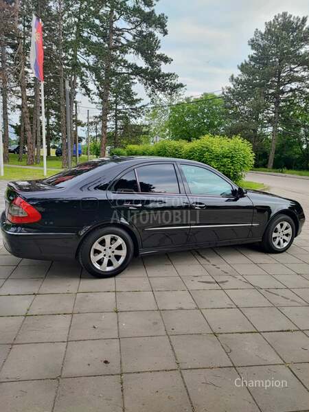 Mercedes Benz E 220 ELEGANC