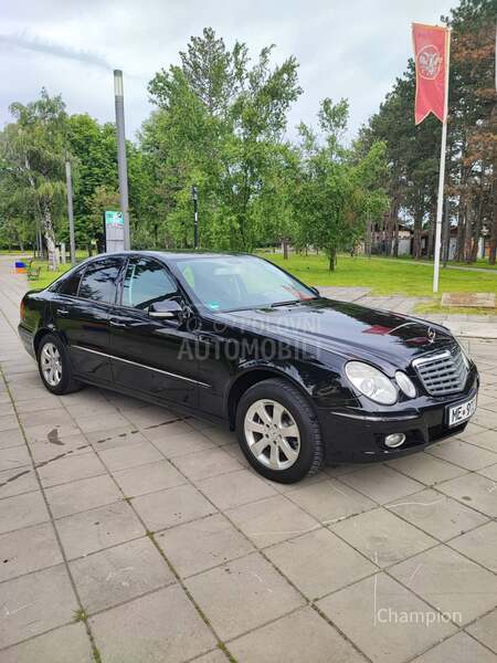 Mercedes Benz E 220 ELEGANC
