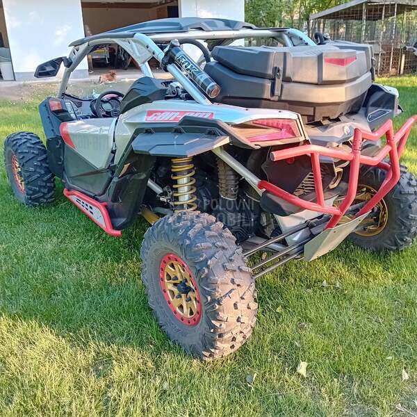 Can-Am Maverick XRS TURBO R