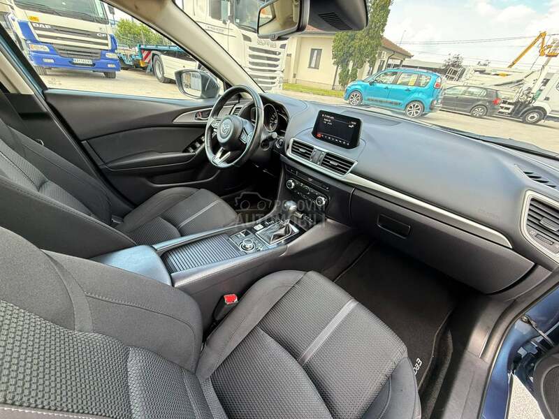 Mazda 3 Skyactiv