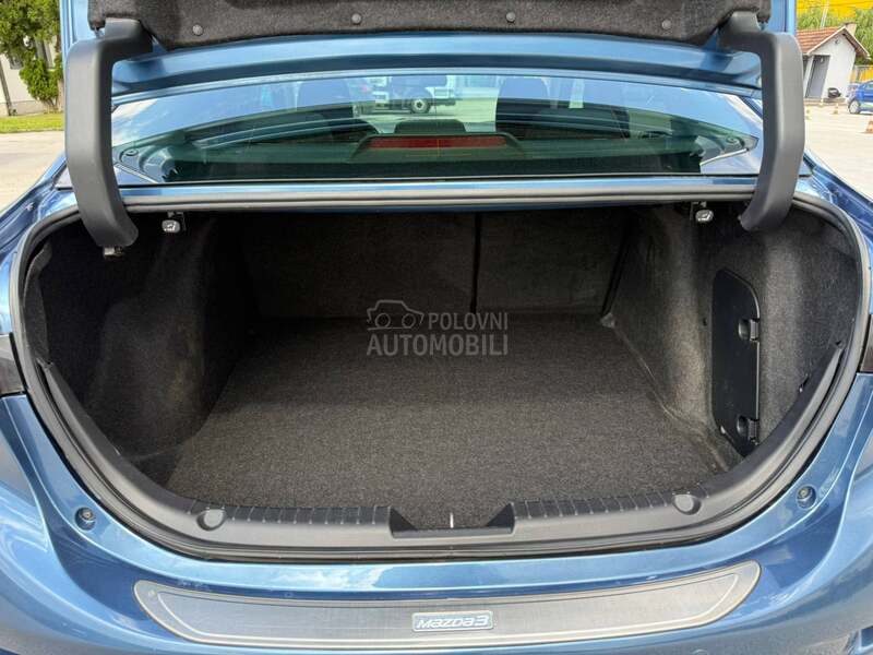 Mazda 3 Skyactiv