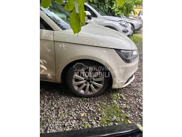 Desno Krilo za Audi A1 od 2010. do 2014. god.