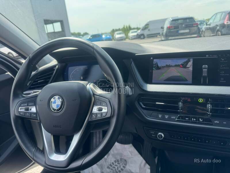 BMW 118 SPORT EDITION