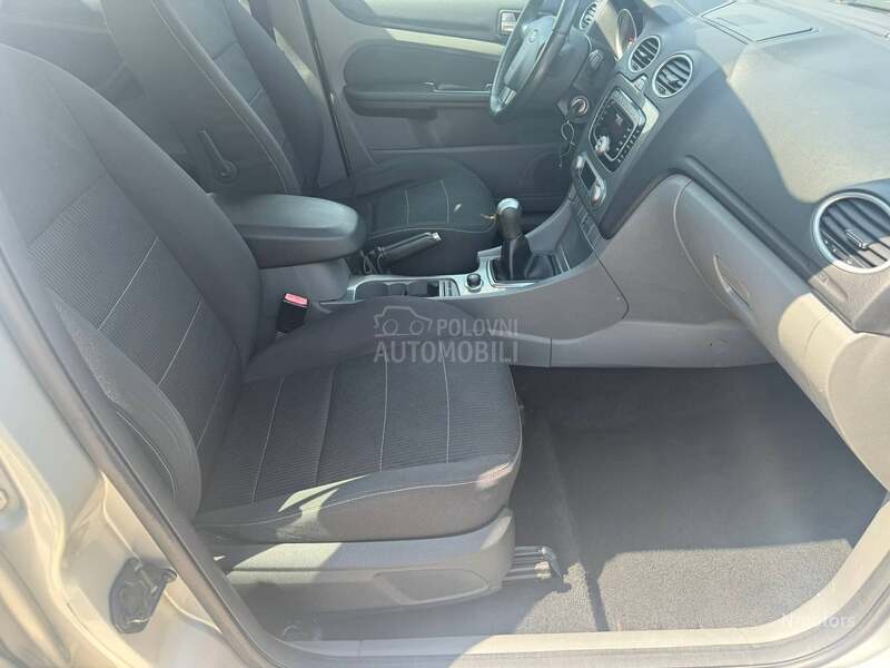 Ford Focus 1.6 tdci TITANIUM