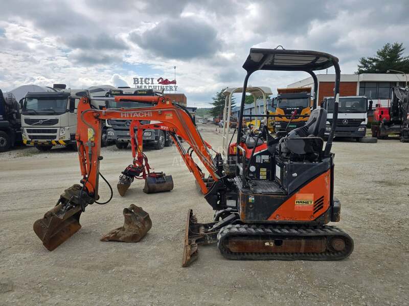 Hitachi ZX17U2