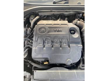 poklopac motora za Škoda Superb