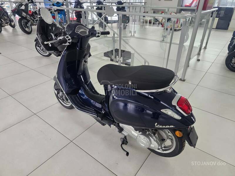 Vespa PRIMAVERA