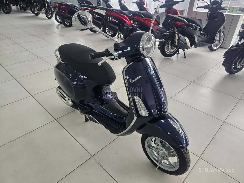 Vespa PRIMAVERA